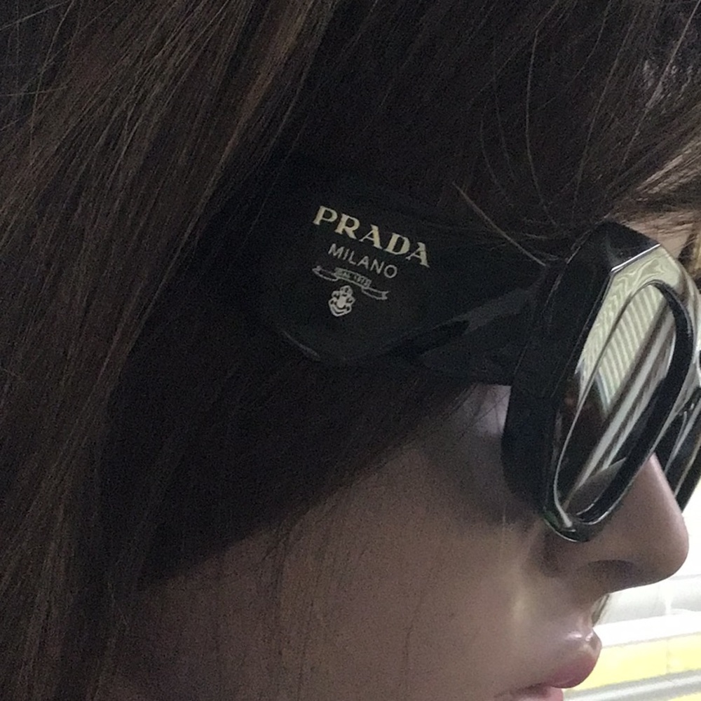 Spectacular Prada Sunglasses - image 3
